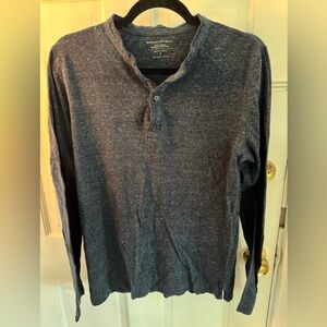 Banana Republic Men's Heathered Navy Long Sleeve Henley